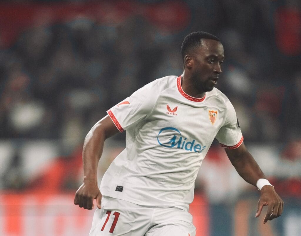 Así llega el Sevilla FC: Un río en aguas revueltasLos conflictos en los despachos en la orden del día