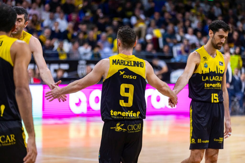 RS771239_J15 LLT-SBB Firmar acb Photo - Emilio Cobos