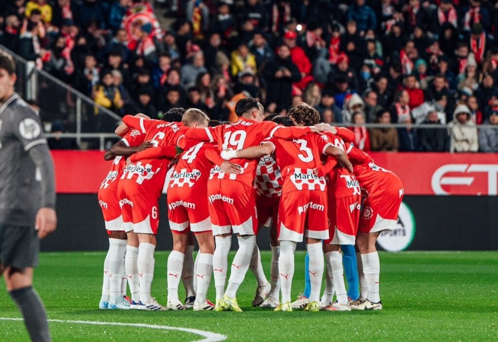 Els problemes al darrere passen factura a l’equip Entre lesions i errades puntuals, la defensa del Girona ha concedit 33 gols