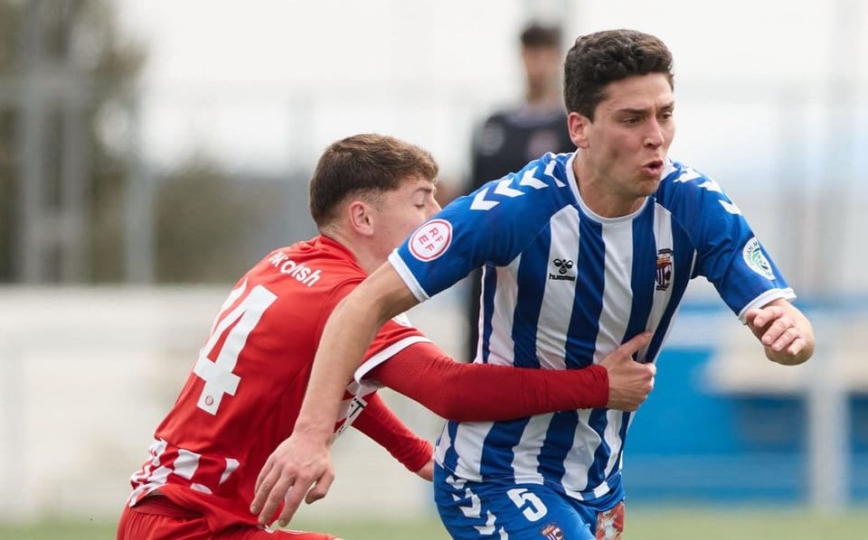 Victòria de prestigi per al Girona B (0-1)El filial gironí torna a retrobar-se amb el triomf després de dues jornades sense fer-ho gràcies a un solitari gol de Minsu