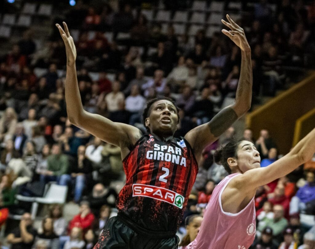 L’Spar Girona es desfoga amb la Penya (97-47)