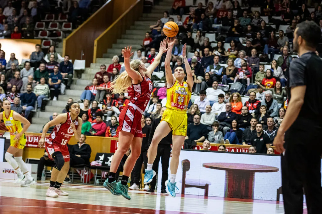 L’Uni rebrà a les vigents campiones d’EuropaLes gironines ja coneixen dos dels tres rivals de la fase regular de l'Eurolliga