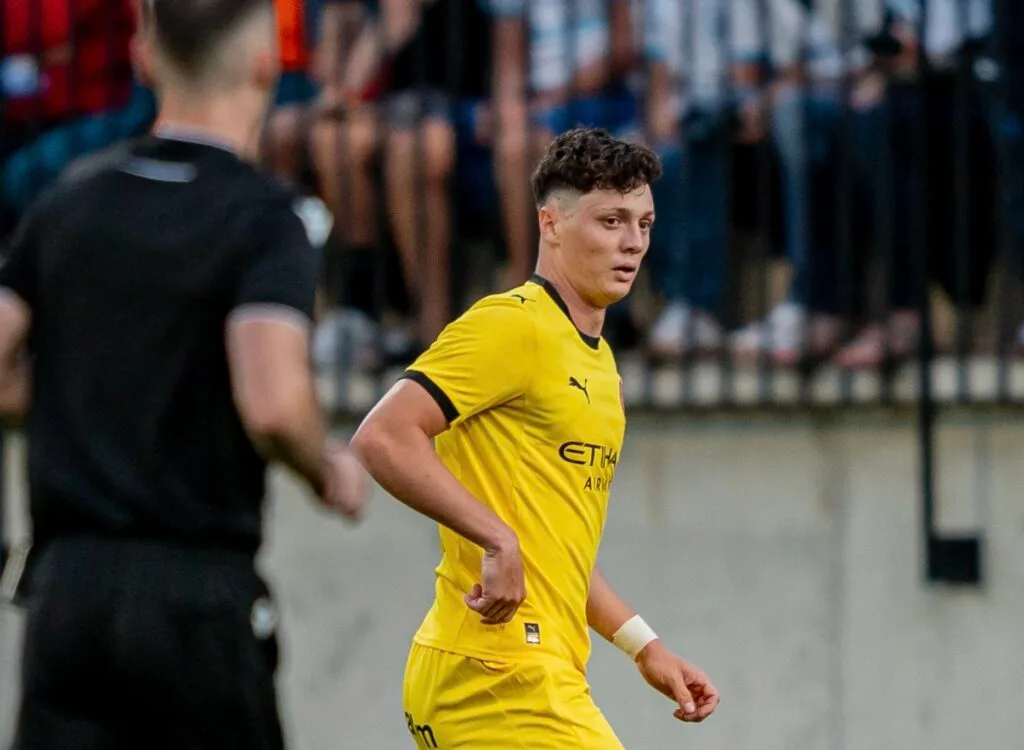 Molta feina encara per fer (2-0)
