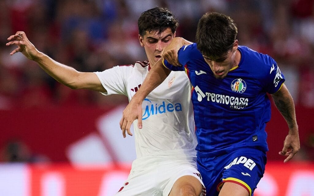 Así llega el Sevilla: Situación crítica en NerviónEl conjunto andaluz consigue inscribir jugadores antes del Girona, pero aun así llega con un gran número de bajas