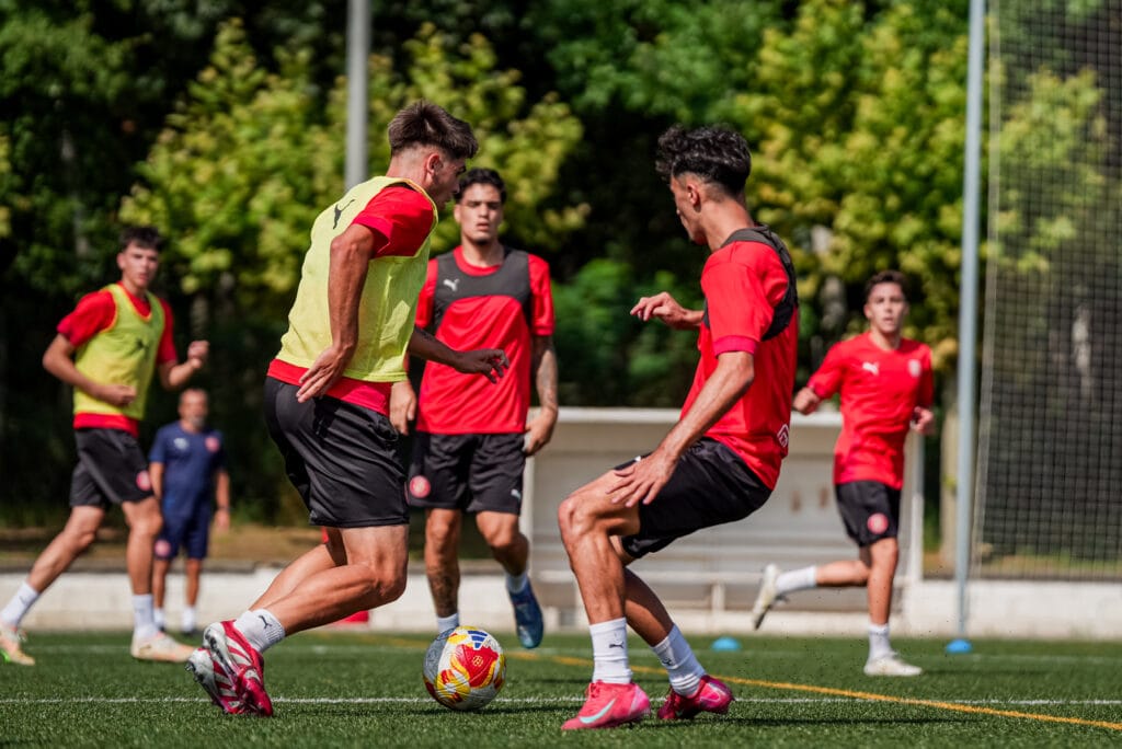 Guia del Girona B – Terrassa: horari, televisió i possibles onzes?Els gironins volen encadenar la tercera jornada consecutiva puntuant