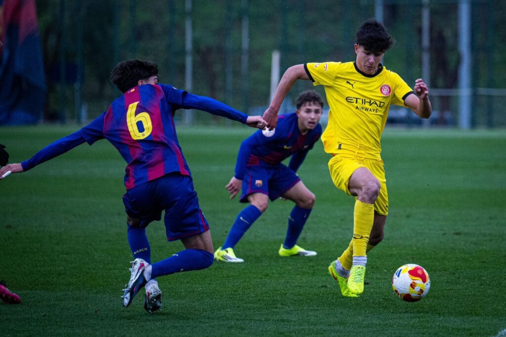 El Juvenil competeix, però cau a Barcelona