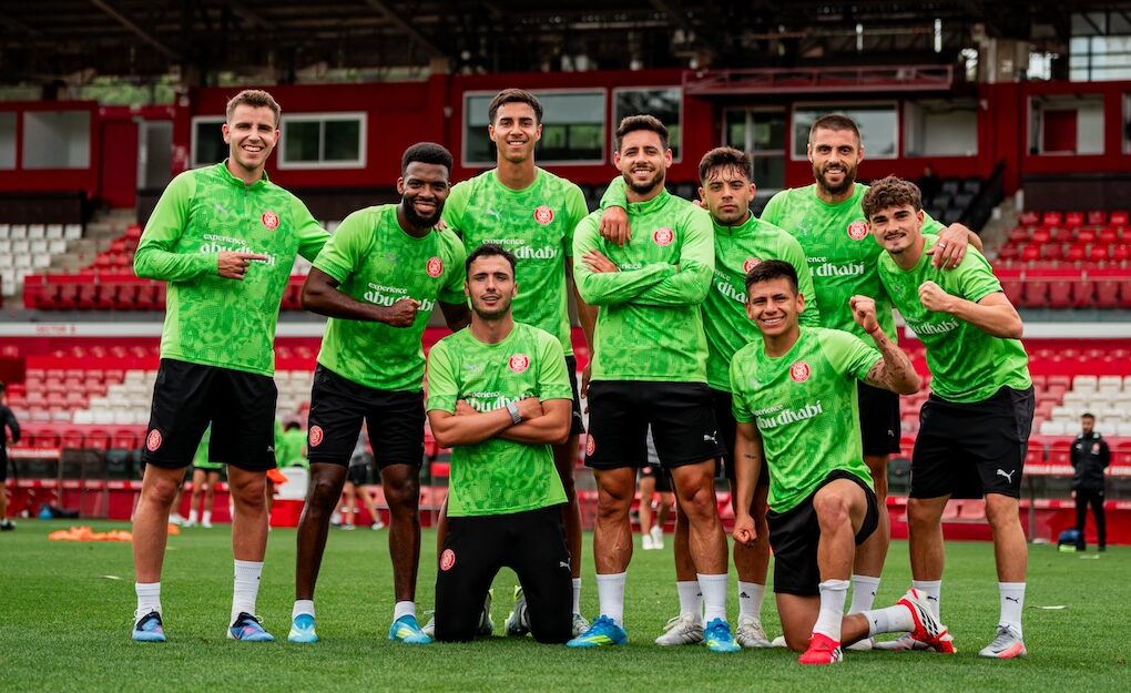 Els jugadors del Girona en un entrenament