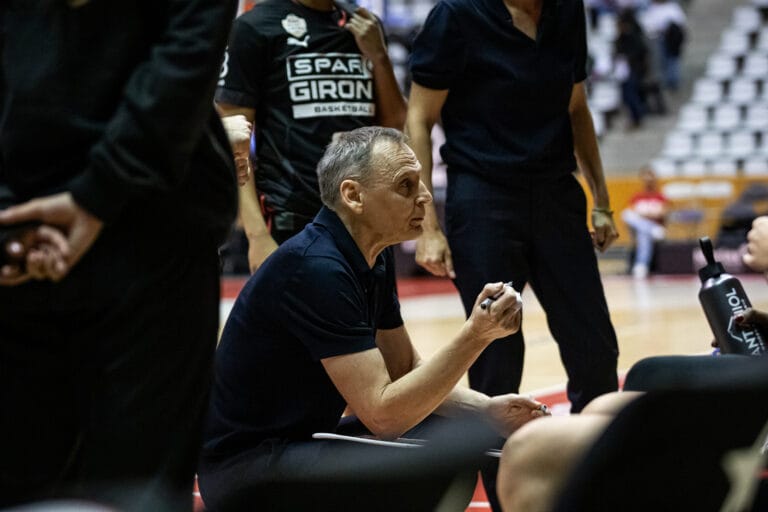 Roberto Íñiguez amb l'Spar Girona
