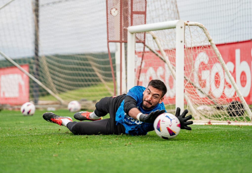 Gazzaniga a un entrenament amb el Girona