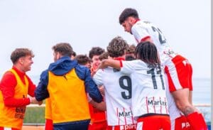 Girona B celebra un gol