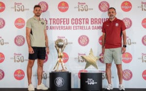 Stuani i Quique Álvarez en la presentació del Trofeu Costa Brava