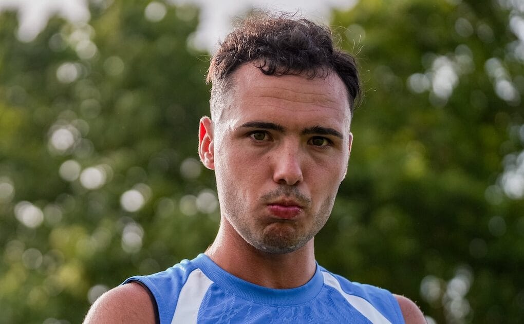 Arnau Martínez en un entrenament amb el Girona
