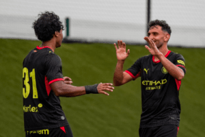 Jastin i Iván Martín durant el partit del Girona contra el Sabadell