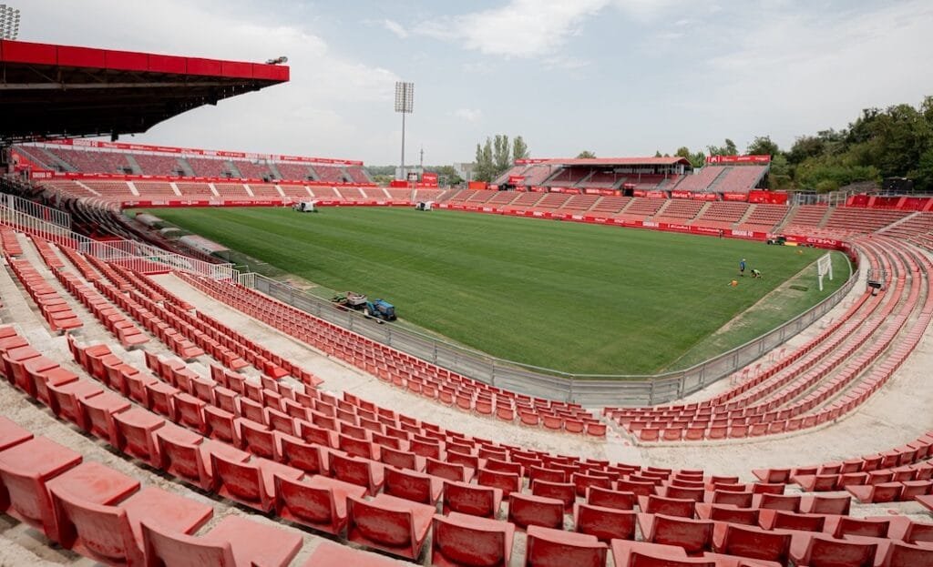 L'estadi de Montilivi buit
