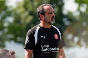 Quique Álvarez durant un entrenament amb el Girona