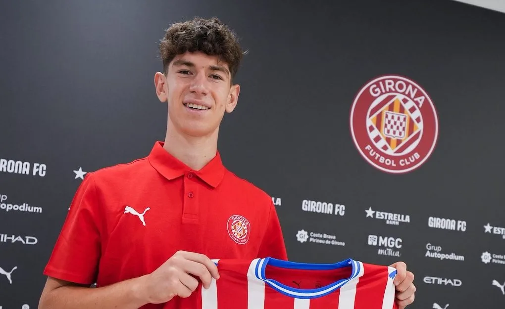 Bogdan Ungureanu en la seva presentació amb el Girona