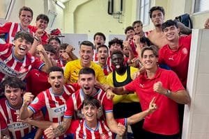 Celebració del Girona B després de la victòria