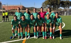 El Girona Femení durant el seu partit al camp del Seagull