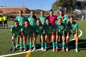 El Girona Femení durant el seu partit al camp del Seagull