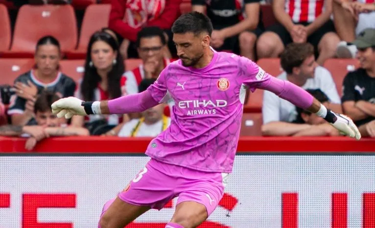 Gazzaniga durant el partit al camp de Sporting Gijon