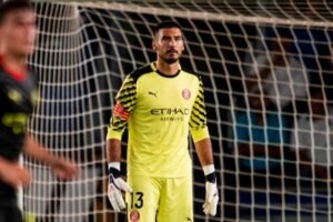 Gazzaniga durant el partit al camp del Tenerife