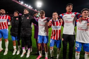 Els jugadors celebrant la victòria davant el Celta Fortuna