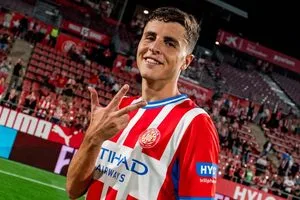 Ivan Morante celebra la victòria contra Albacete