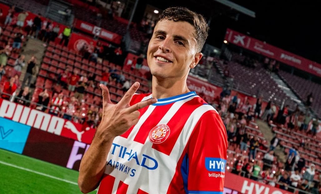 Ivan Morante celebra la victòria contra Albacete